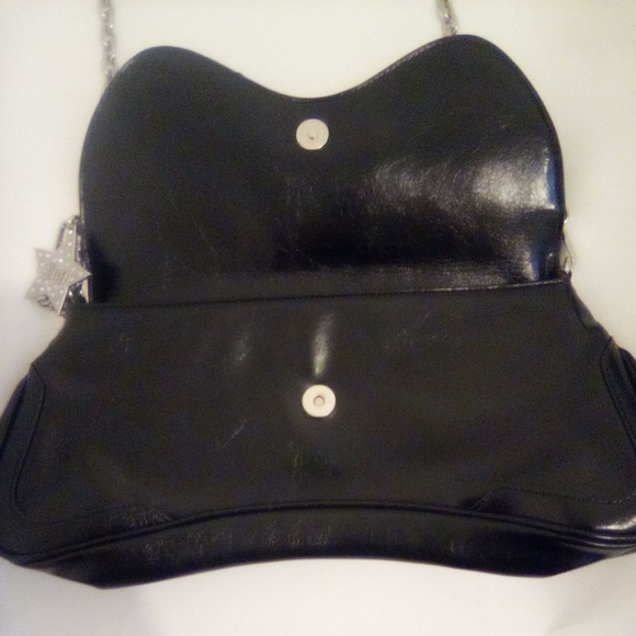 Paris Hilton Women's Rider Large Shoulder Baguette Bag Black Silver Chain - Picture 7 of 16